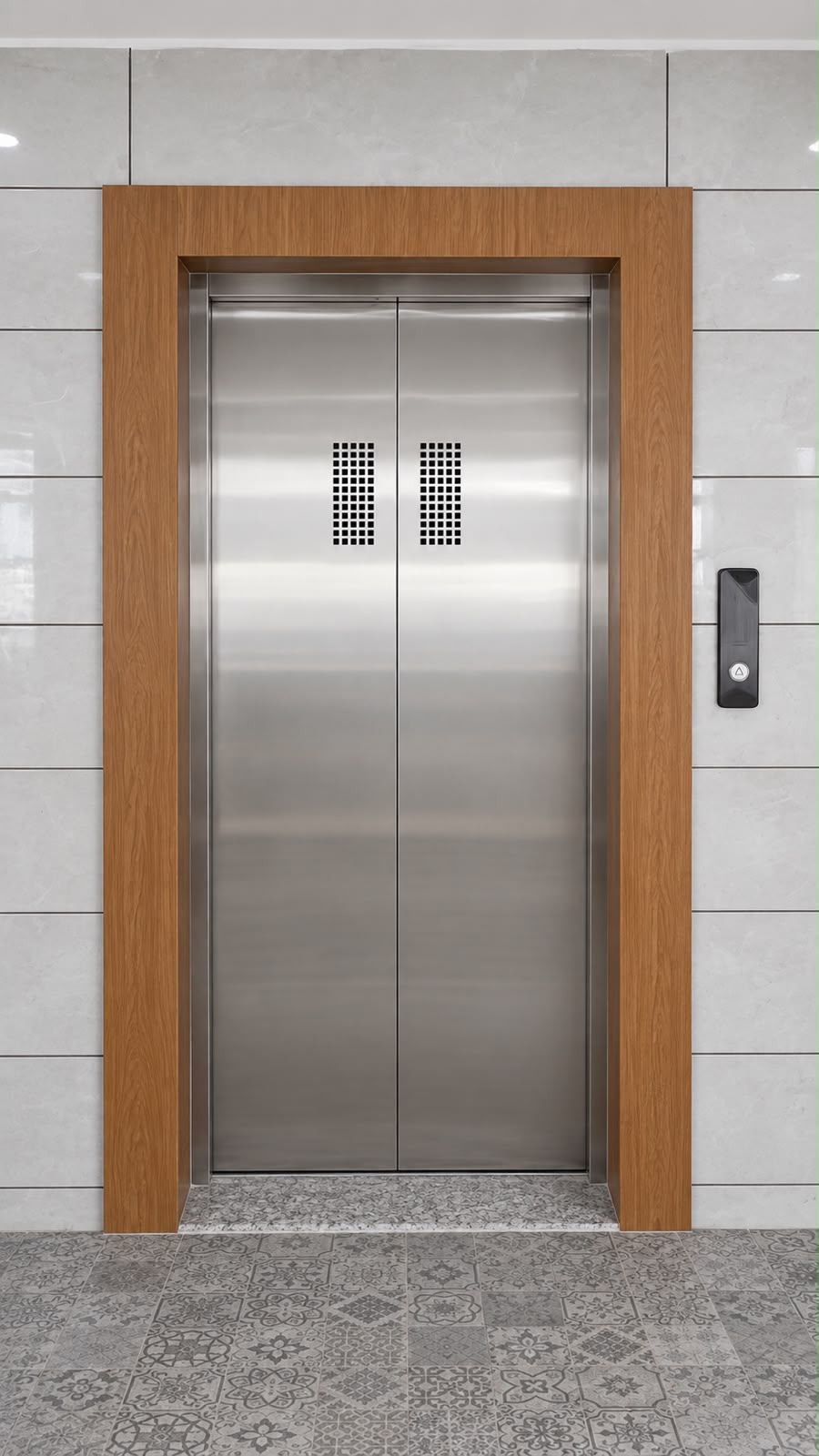 Hydraulic lift with wooden frame and stainless steel doors